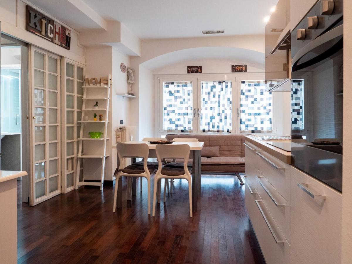 The Best Rent - Modern Duomo Apartment 밀라노 외부 사진
