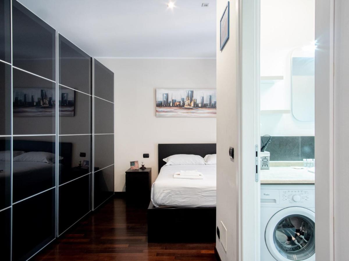 The Best Rent - Modern Duomo Apartment 밀라노 외부 사진